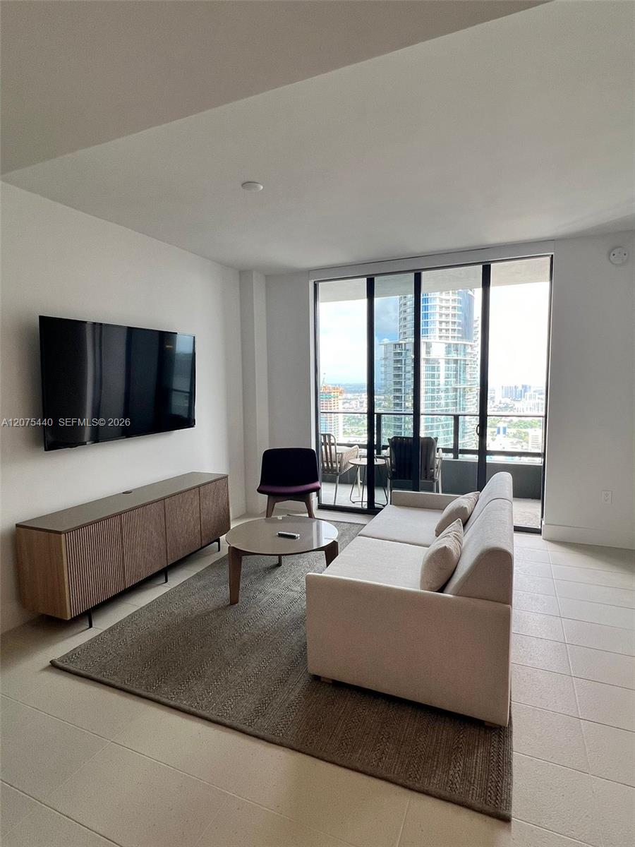 A12075440 Property Photo 10
