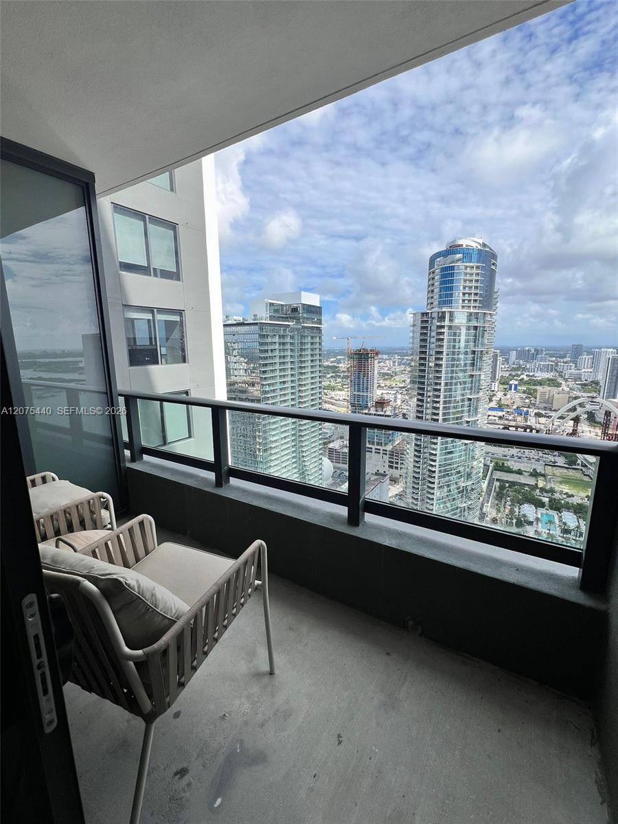 A12075440 Property Photo 19