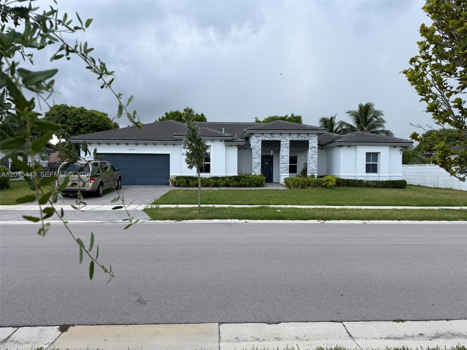 21230 Sw 127th Place Property Photo 1