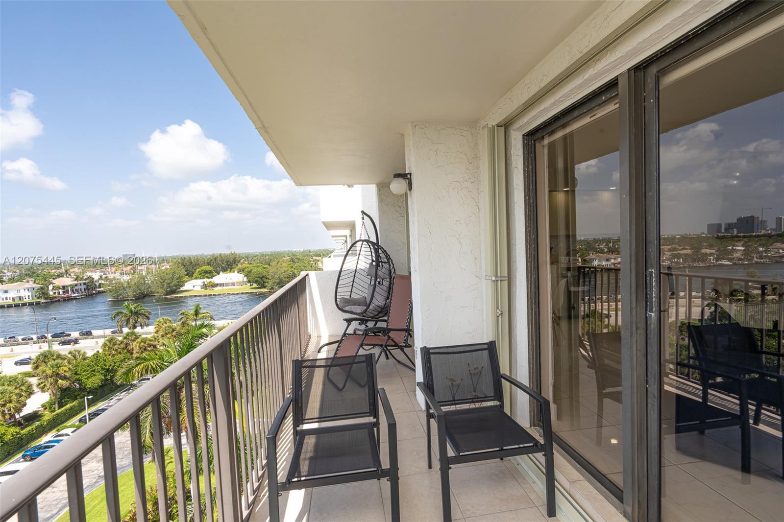 1201 S Ocean Drive 904s Property Photo 22