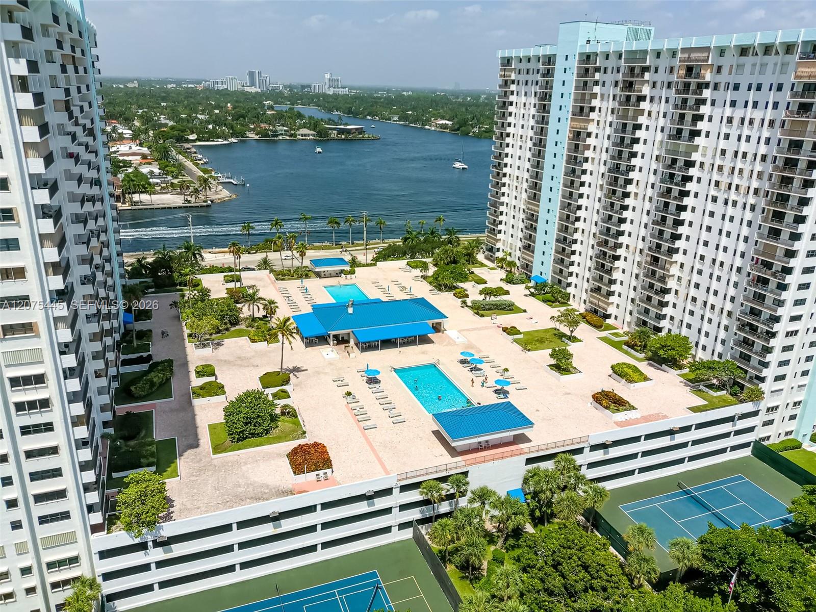 1201 S Ocean Drive 904s Property Photo 52