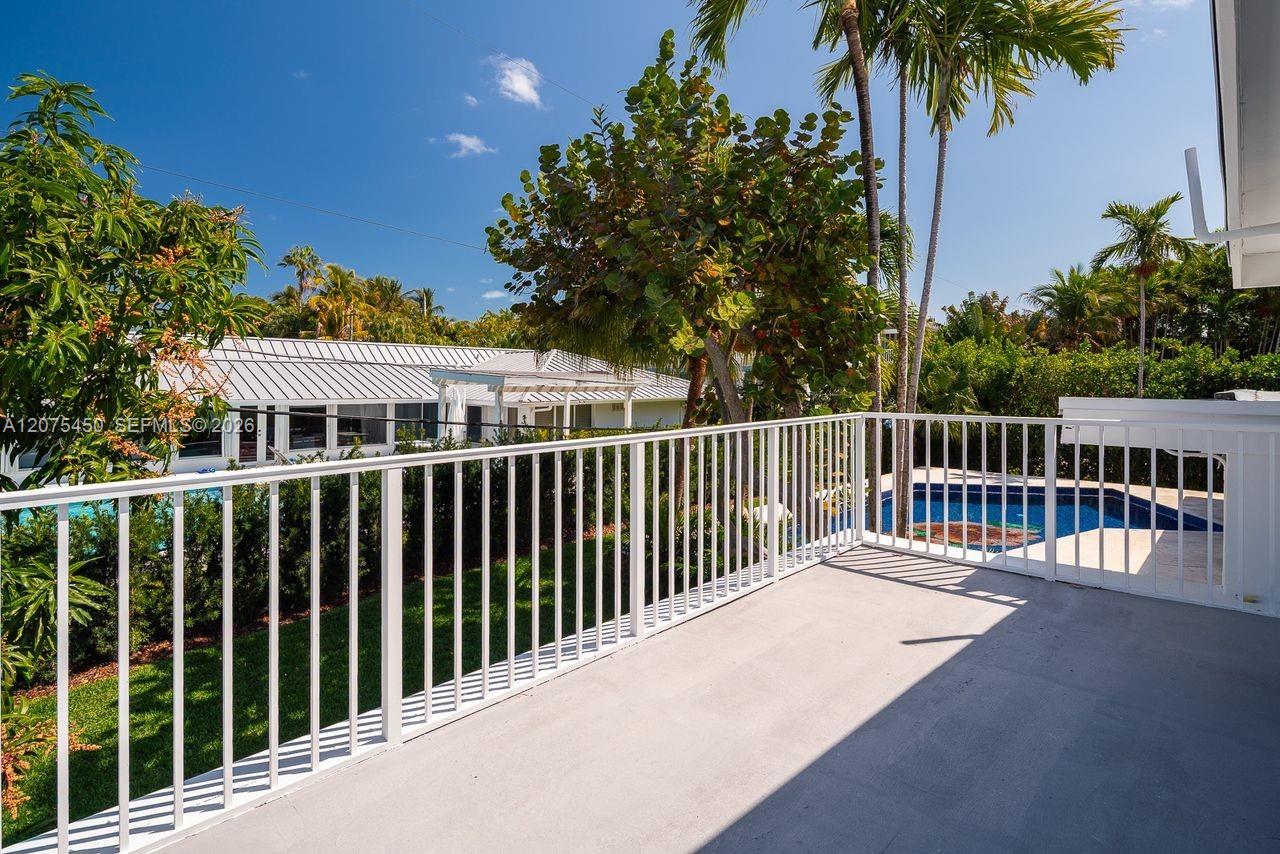 669 S Mashta Drive Property Photo 40