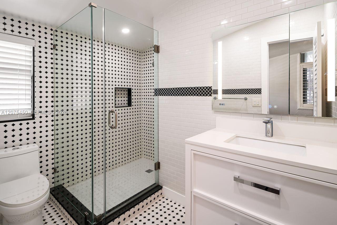 669 S Mashta Drive Property Photo 43