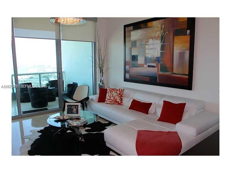900 Biscayne Boulevard 4207 Property Photo 2
