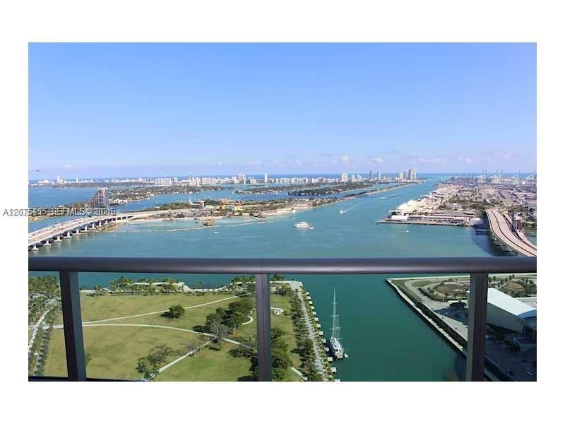 900 Biscayne Boulevard 4207 Property Photo 5