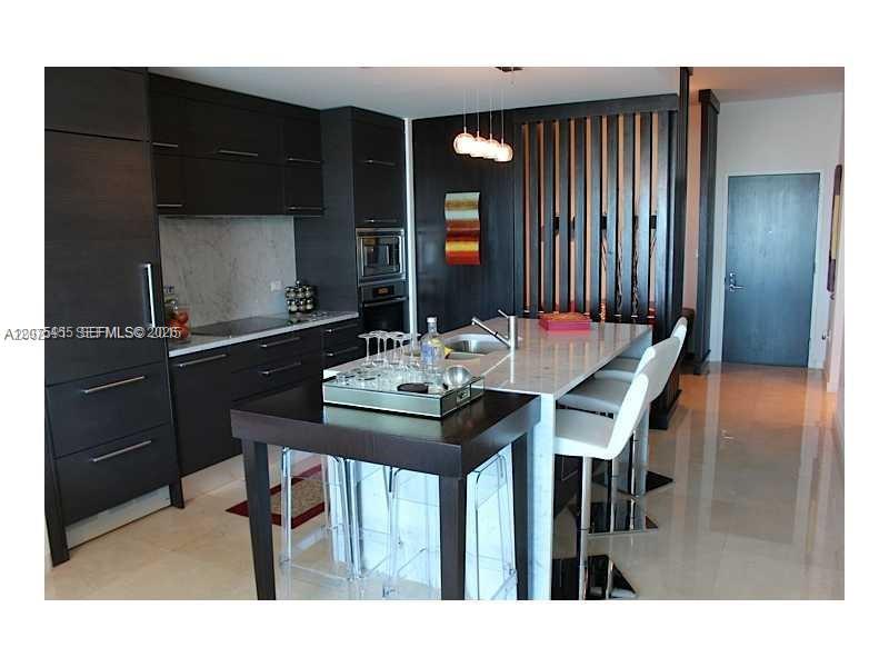 900 Biscayne Boulevard 4207 Property Photo 8