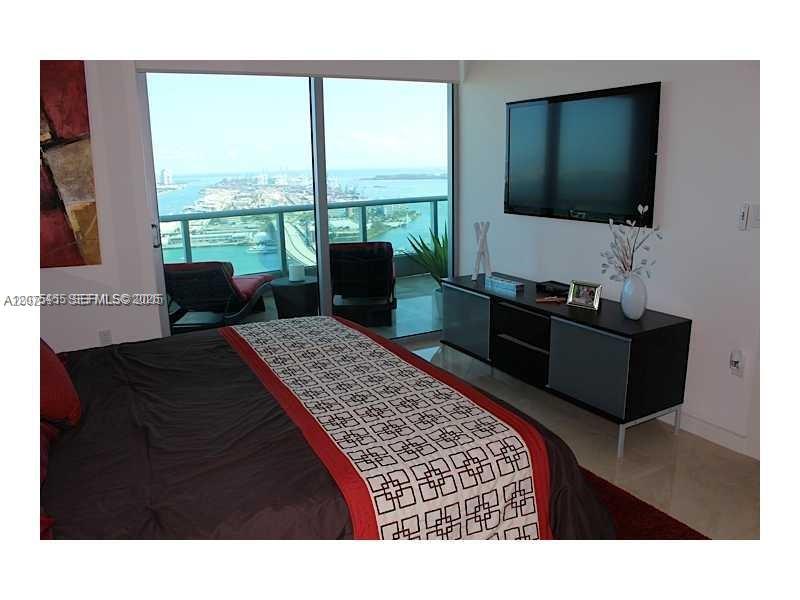 900 Biscayne Boulevard 4207 Property Photo 10