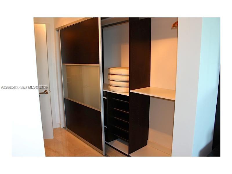900 Biscayne Boulevard 4207 Property Photo 13