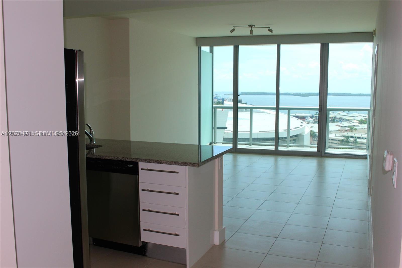888 Biscayne Boulevard 1806 Property Photo 4