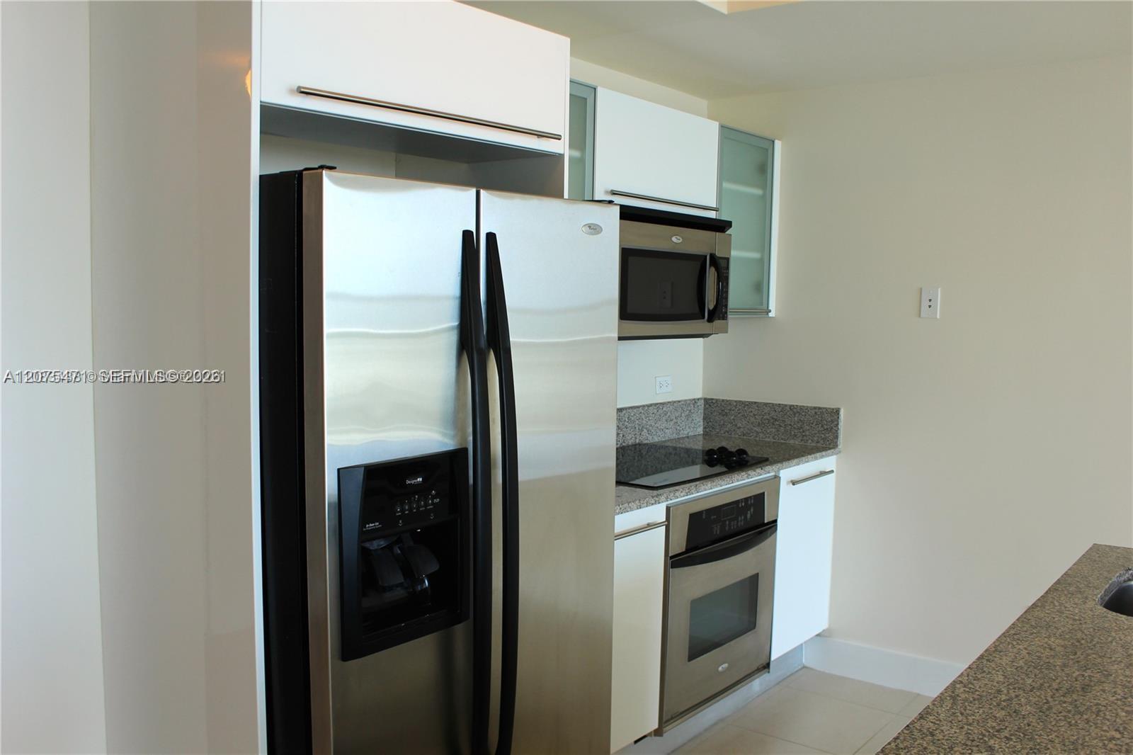888 Biscayne Boulevard 1806 Property Photo 5