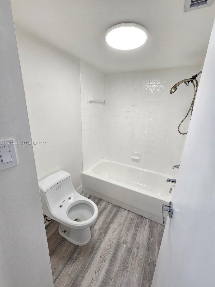 18021 Biscayne Boulevard 1903 Property Photo 10