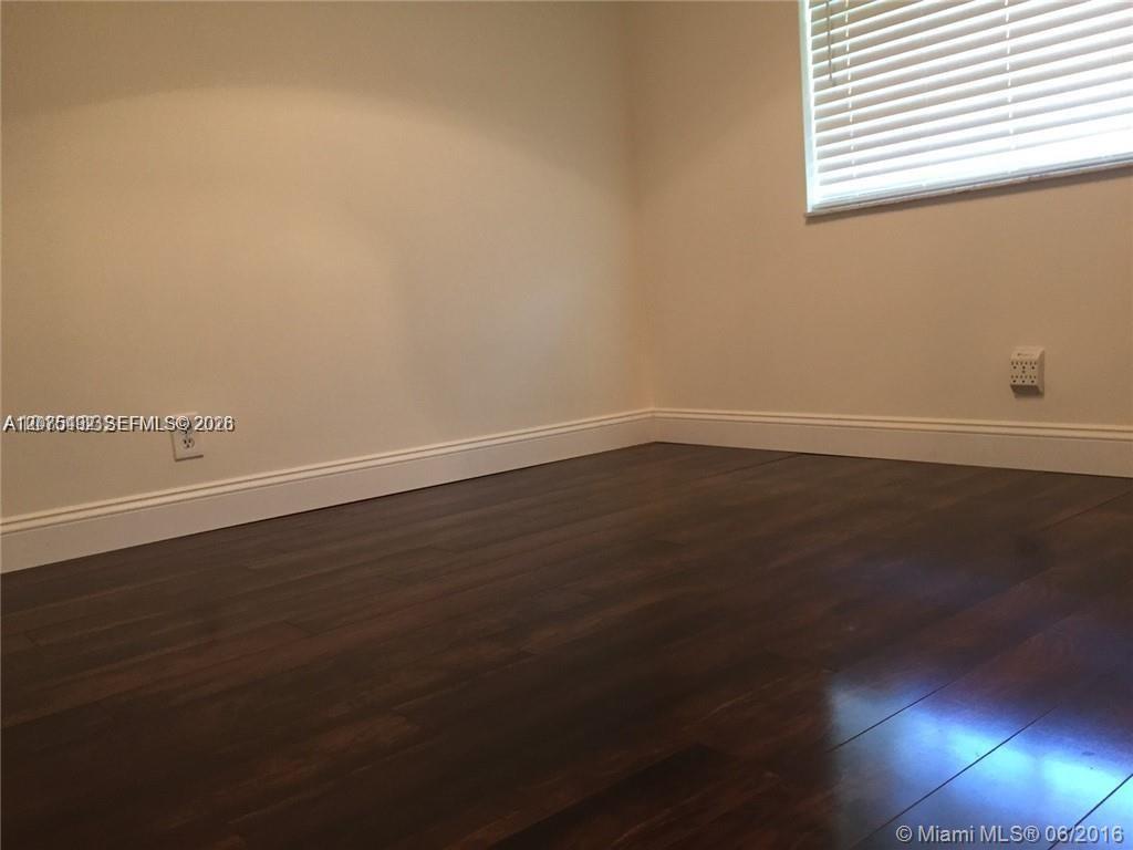 5201 Sw 31st Avenue 225 Property Photo 8