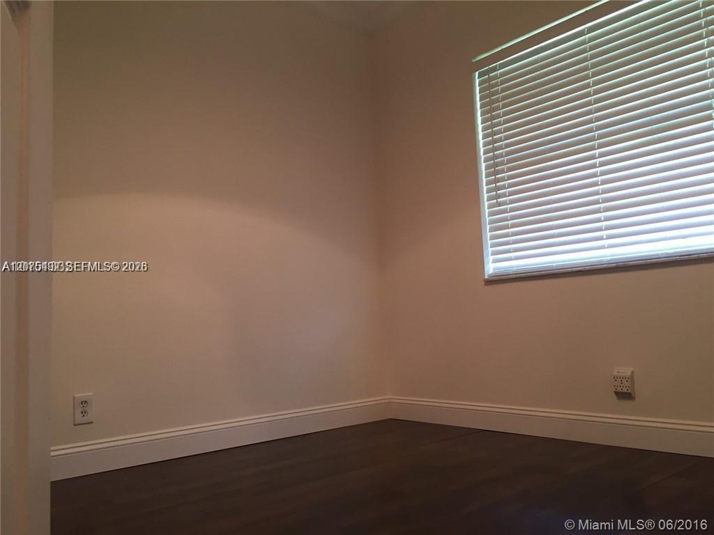 5201 Sw 31st Avenue 225 Property Photo 9