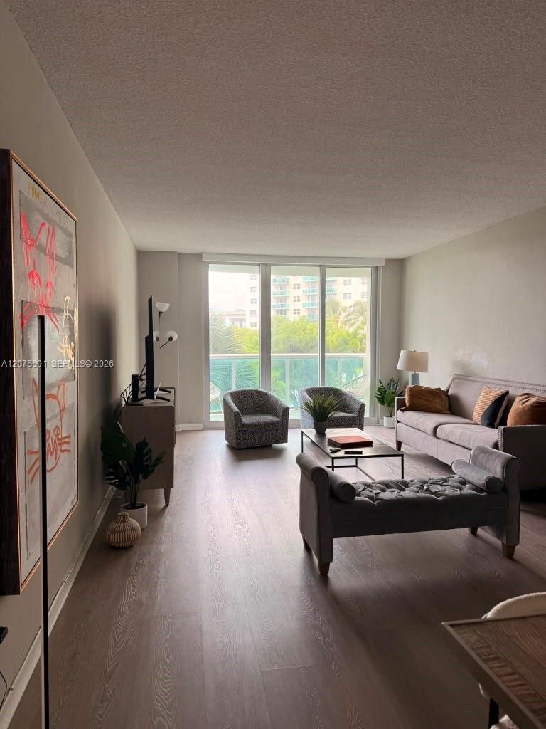 19380 Collins Avenue 317 Property Photo 4