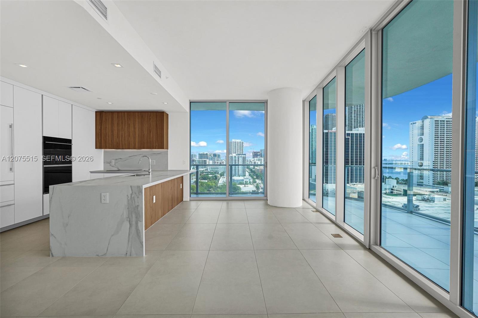 1400 Biscayne Boulevard 1706 Property Photo 6