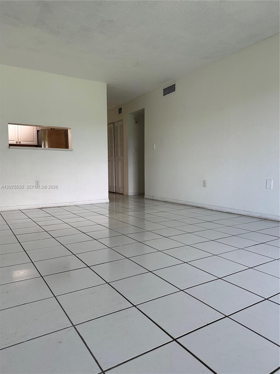 A12075533 Property Photo 4