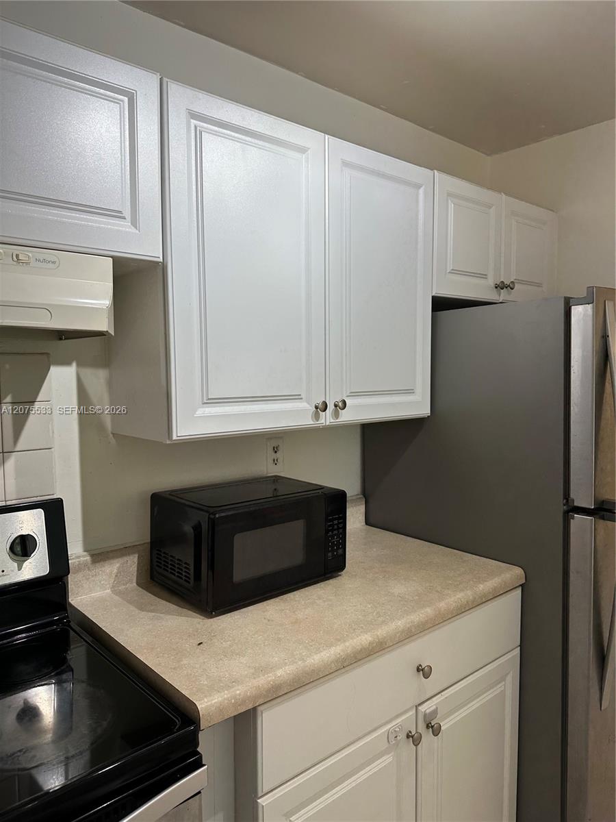 A12075533 Property Photo 8