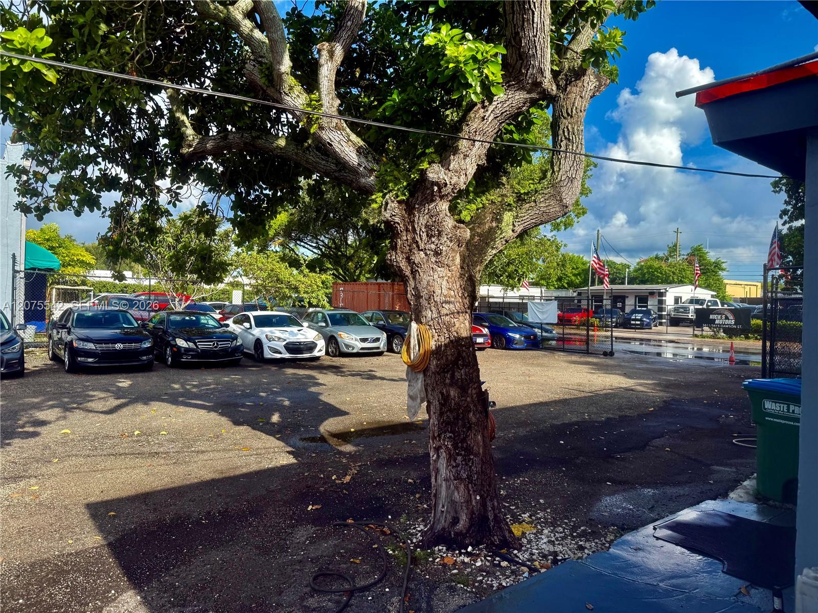 A12075542 Property Photo 4