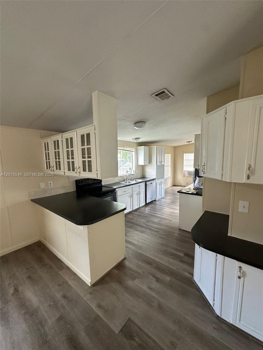 10128 Marlin Drive H Property Photo 15