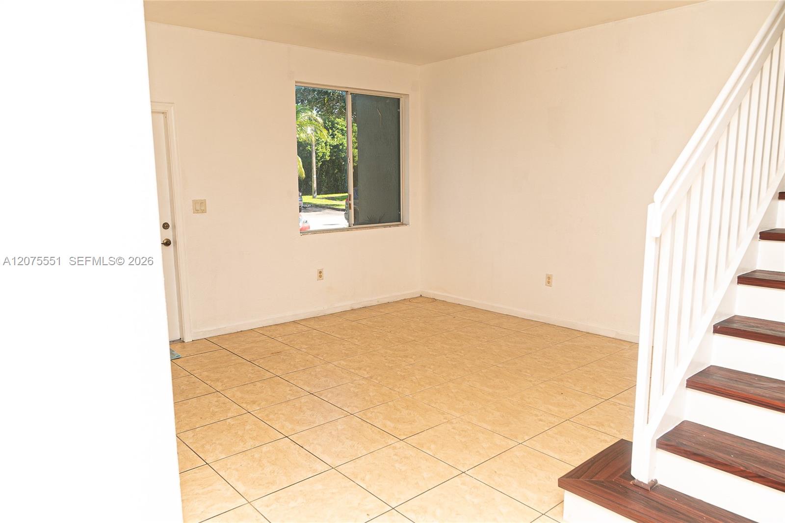 1484 24th Court 343 Property Photo 4