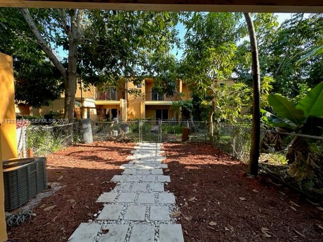 A12075552 Property Photo 9
