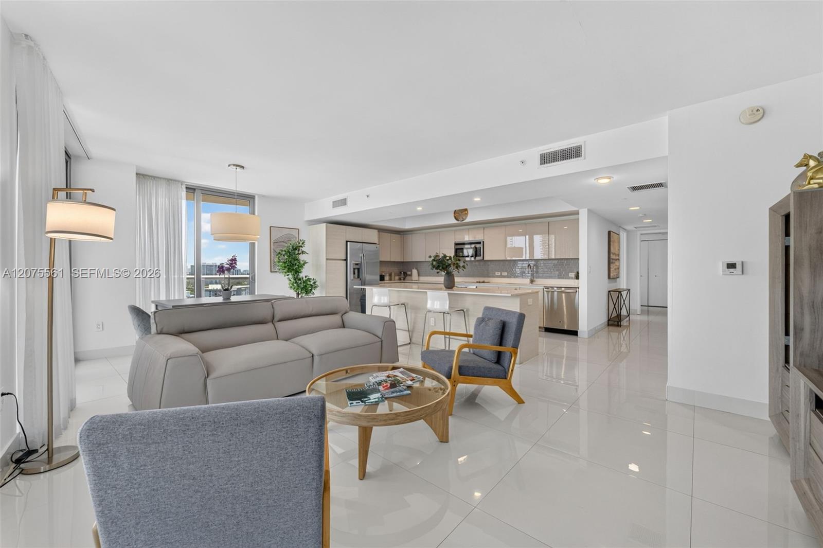 2600 E Hallandale Beach Boulevard 2510 Property Photo 5