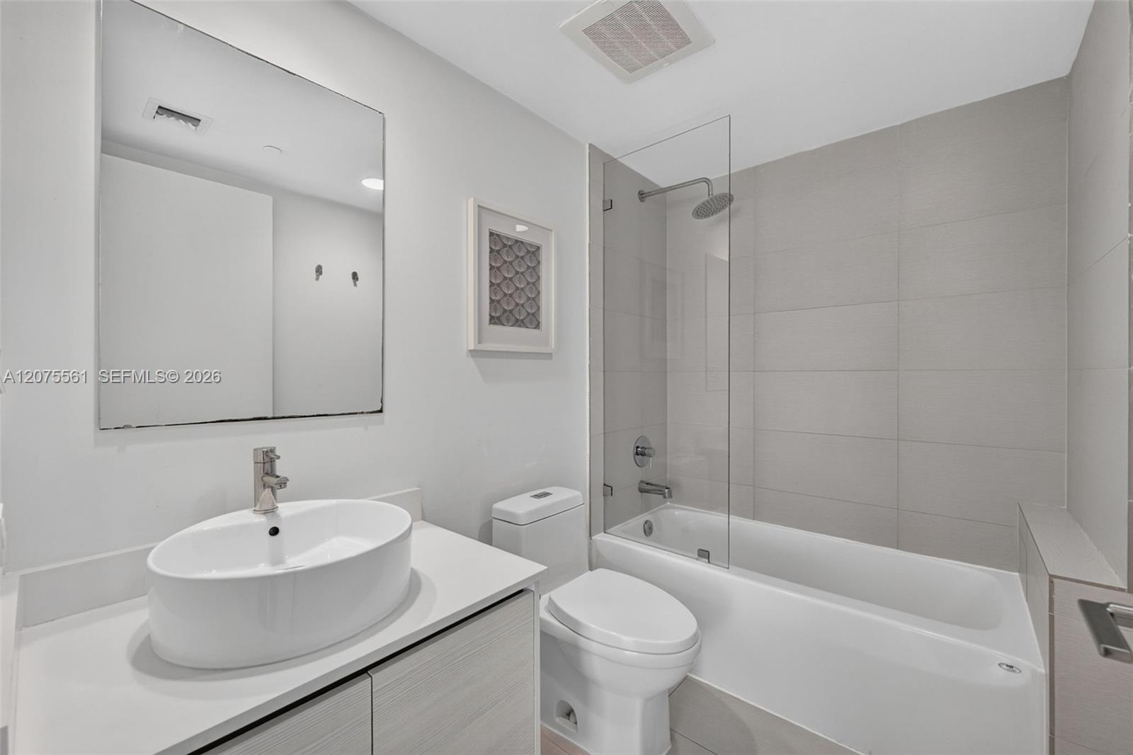 2600 E Hallandale Beach Boulevard 2510 Property Photo 30