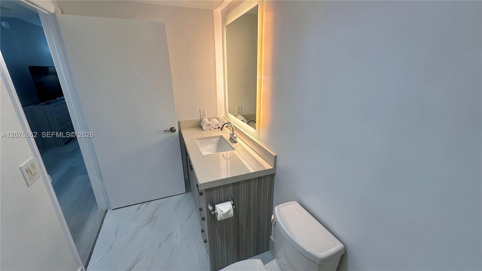 17375 Collins Avenue 2003 Property Photo 58