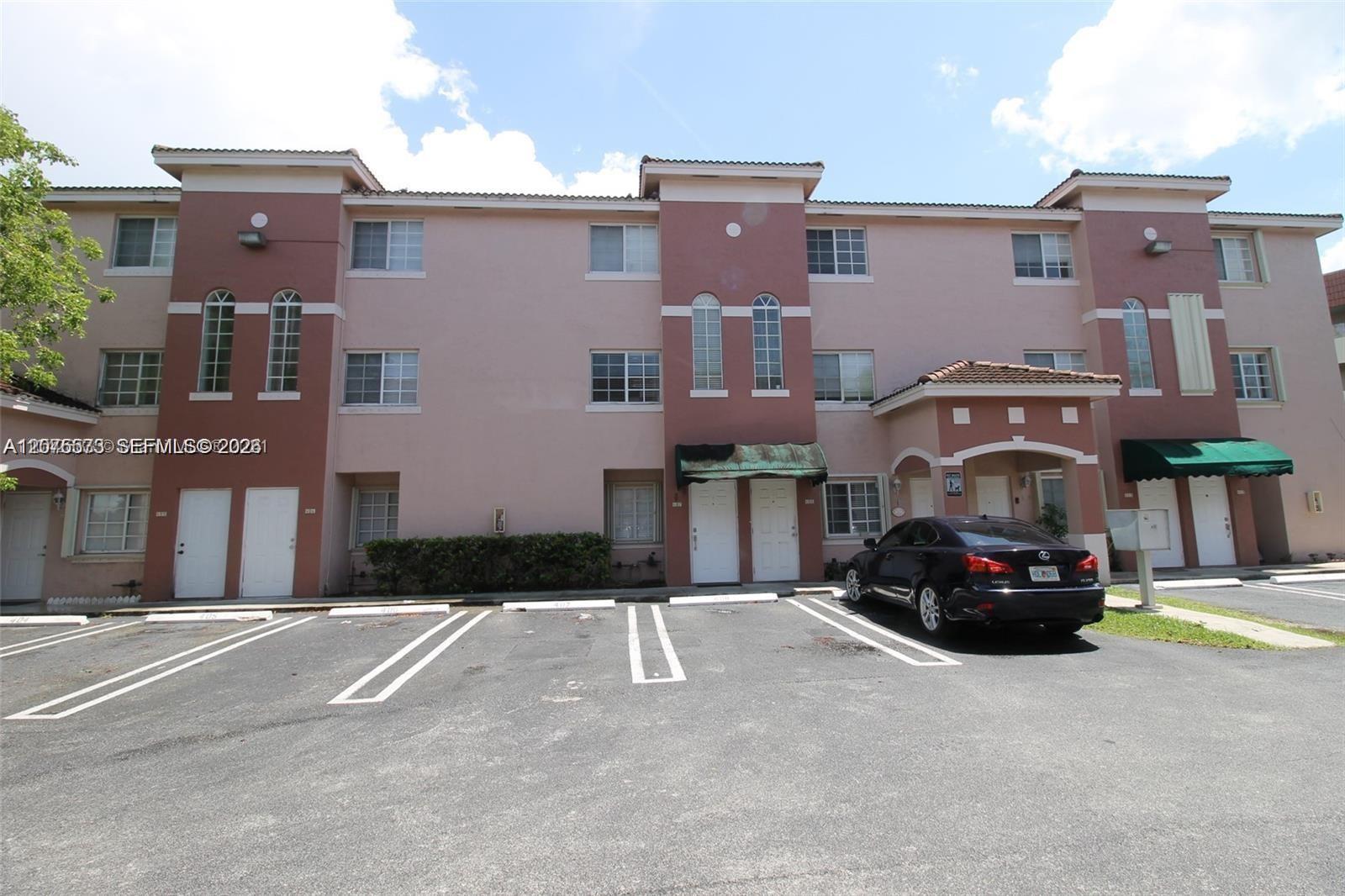 12005 SW 14th Street 407-D Property Photo 1