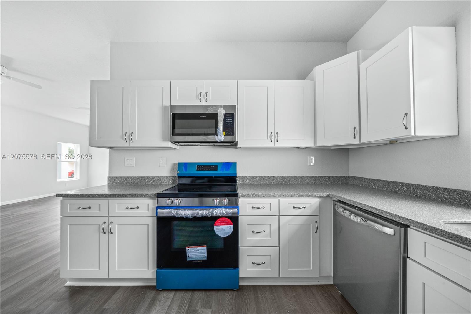 1481 Las Villas Boulevard Property Photo 11