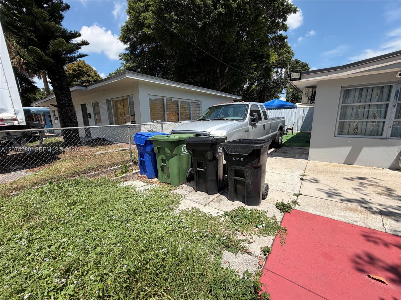 A12075580 Property Photo 4
