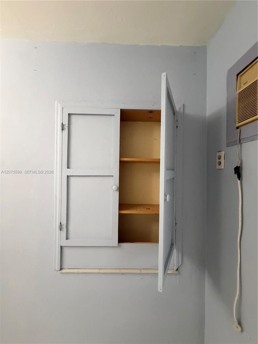 A12075580 Property Photo 14