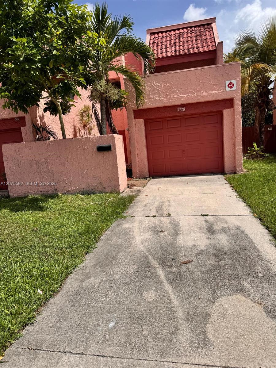 5728 Nw 16th Street 24 Property Photo 2
