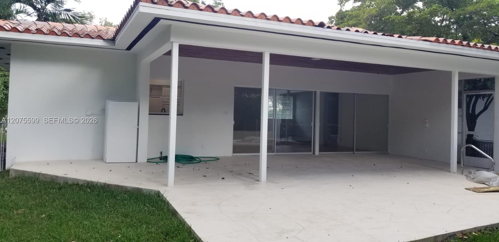 A12075599 Property Photo 5