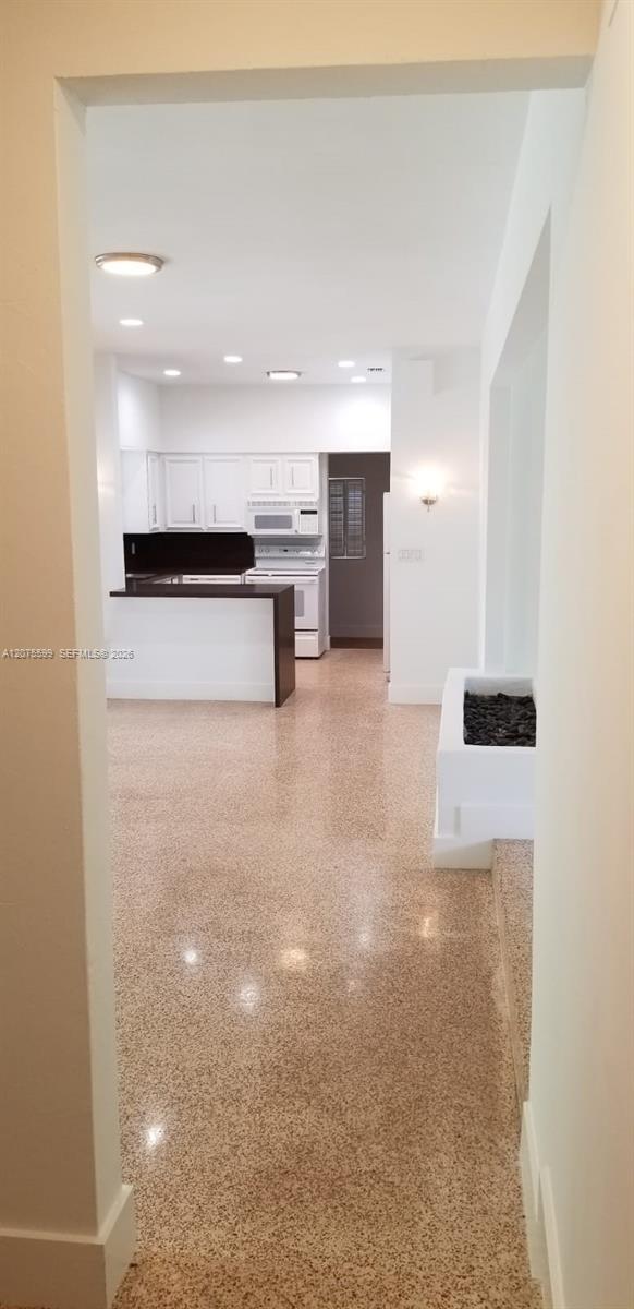 A12075599 Property Photo 12