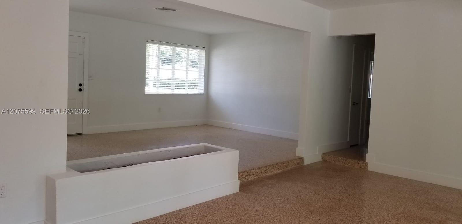 A12075599 Property Photo 13