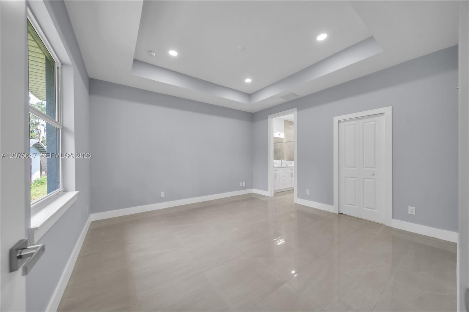 1901 E 7th Street Property Photo 10