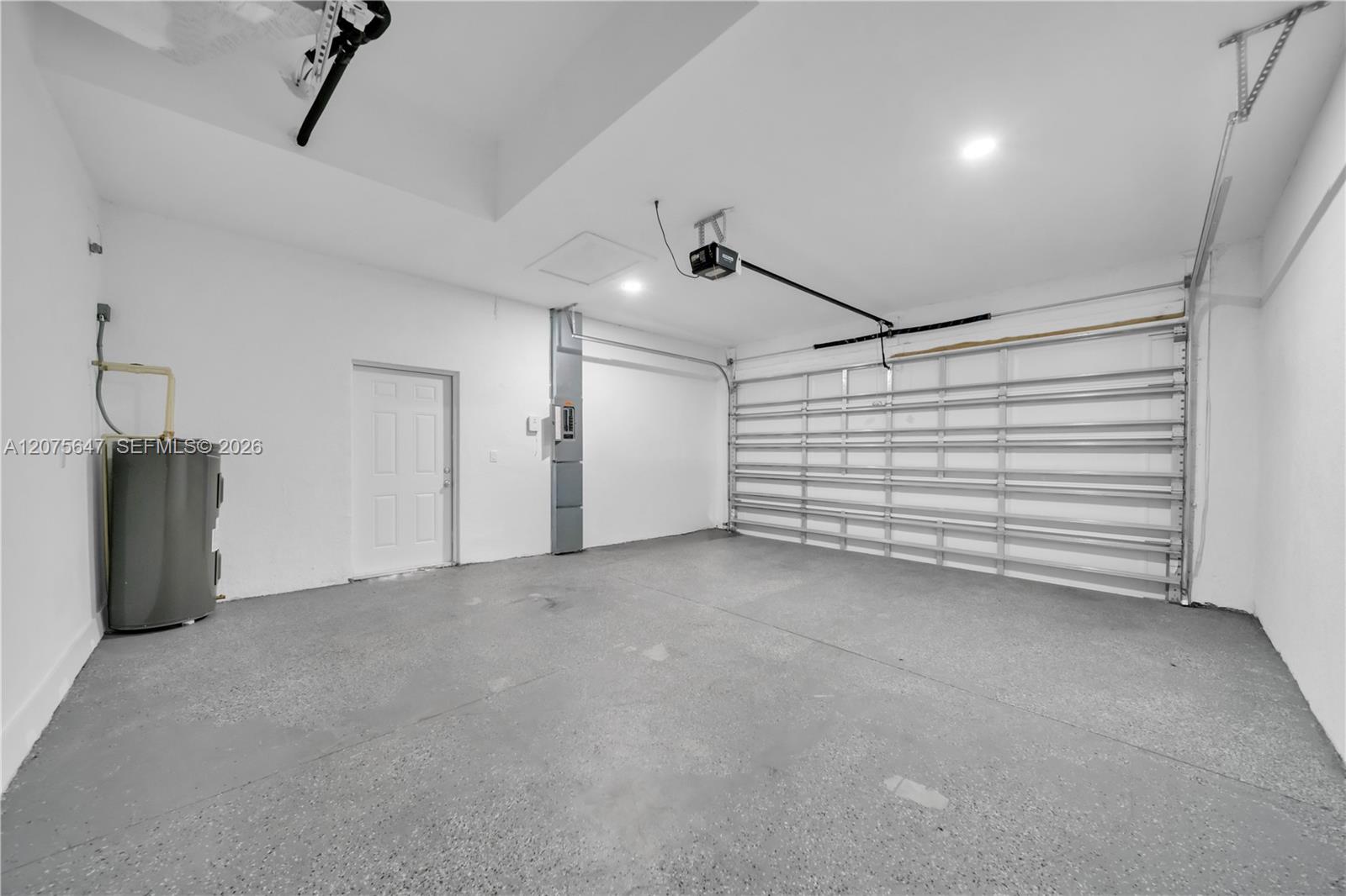 1901 E 7th Street Property Photo 23