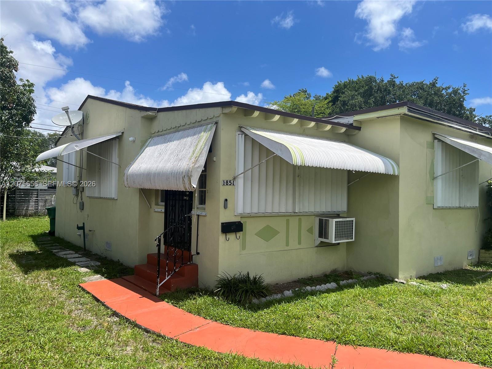 1851 Nw 51st Terrace Property Photo 1