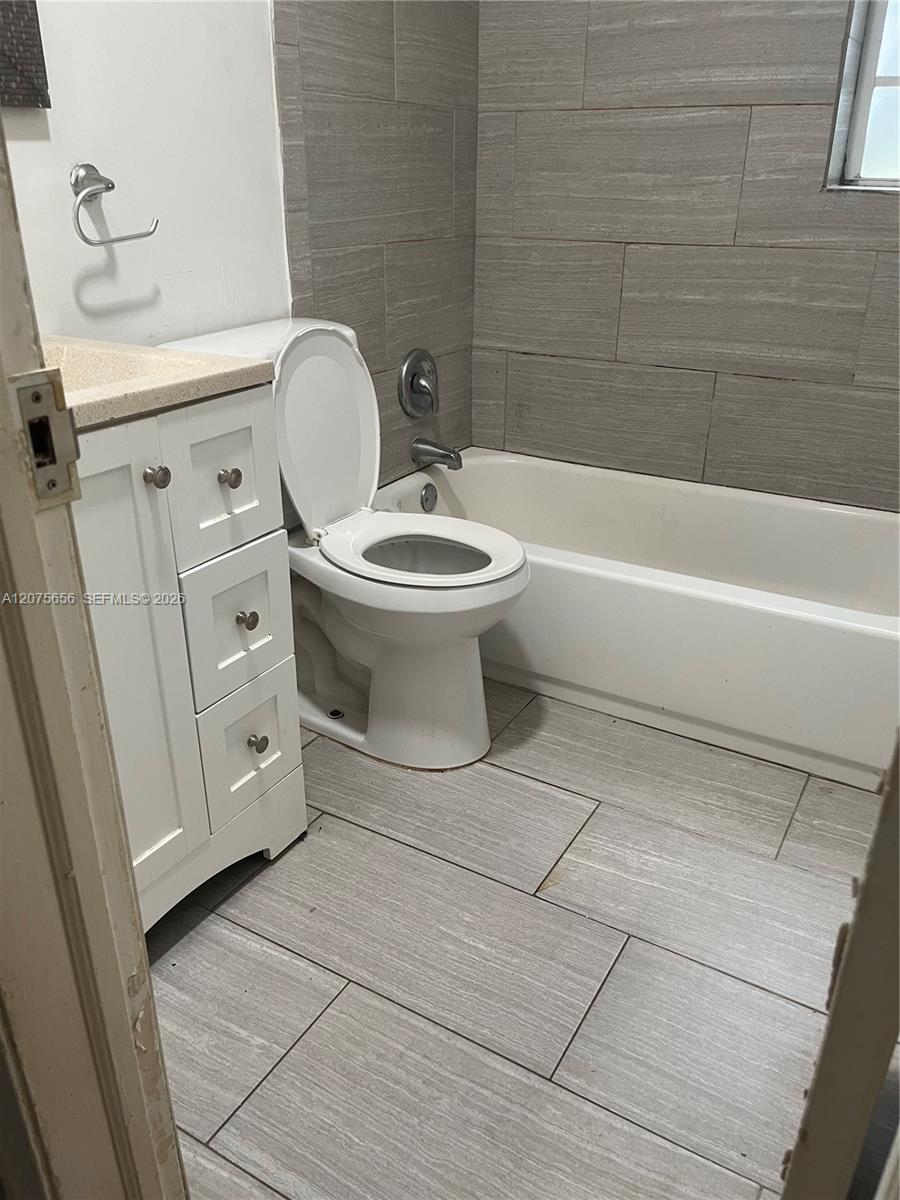 1851 Nw 51st Terrace Property Photo 13