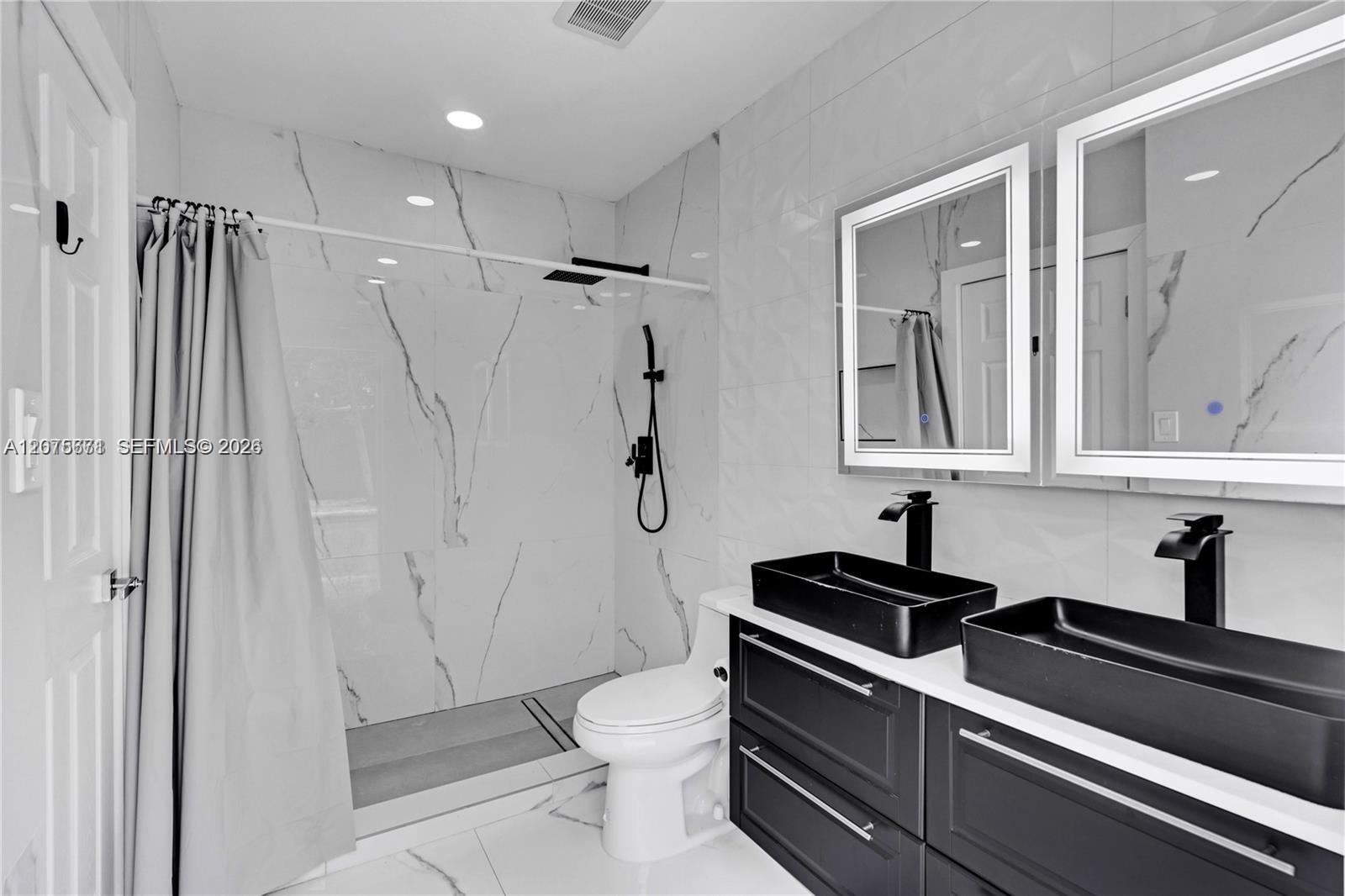 7031 Sw 12th Street Property Photo 11