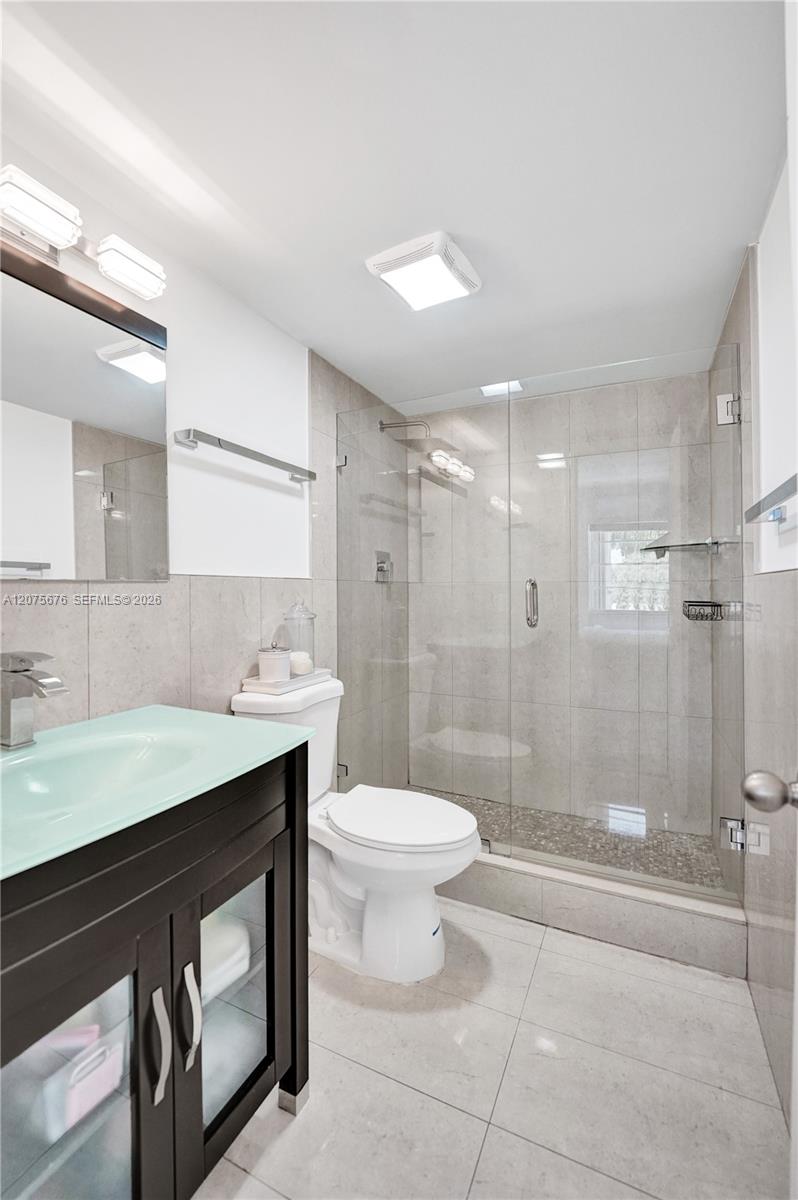 2716 Ne 8th Street 2716 Property Photo 48