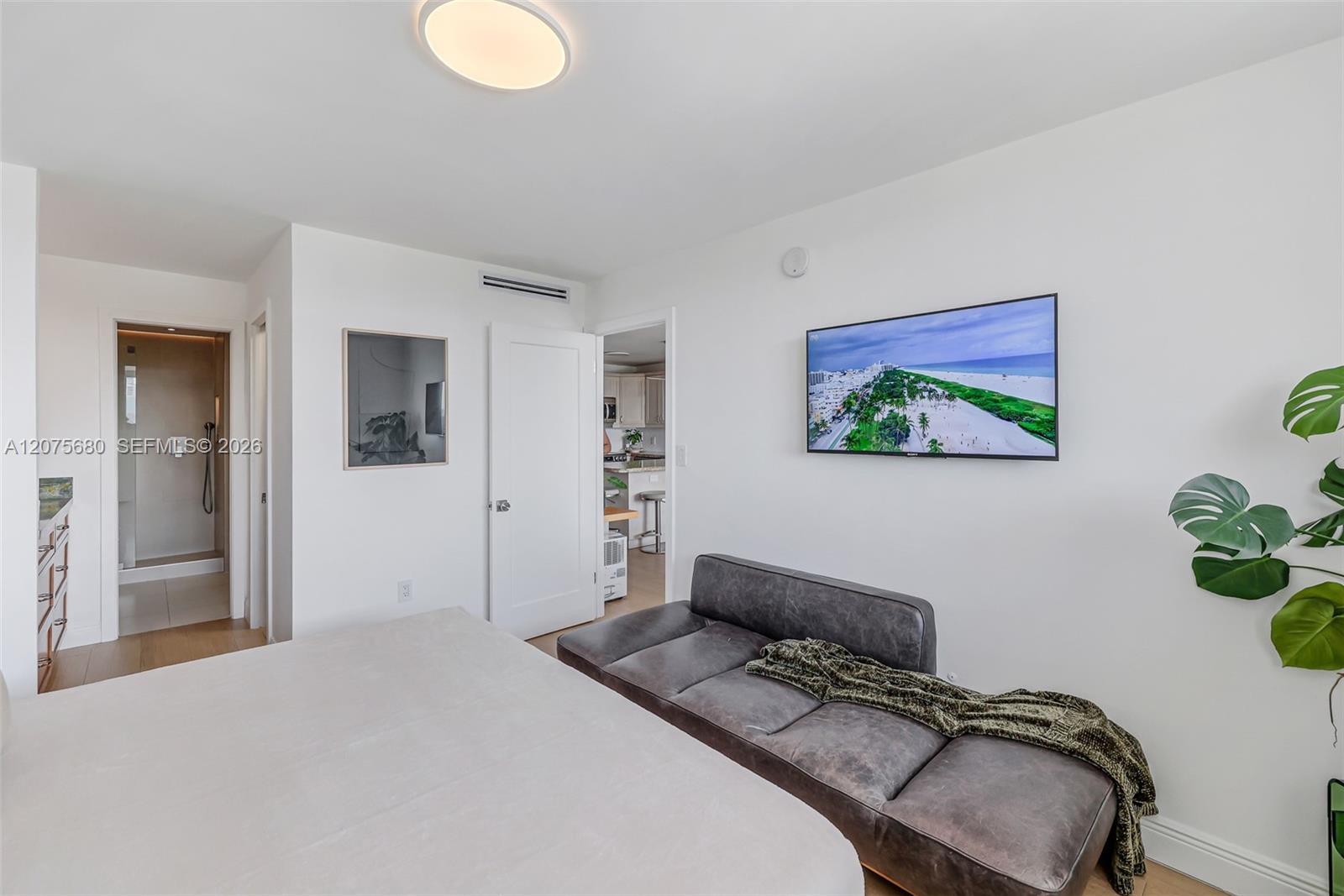 401 Ocean Drive 903 Property Photo 15
