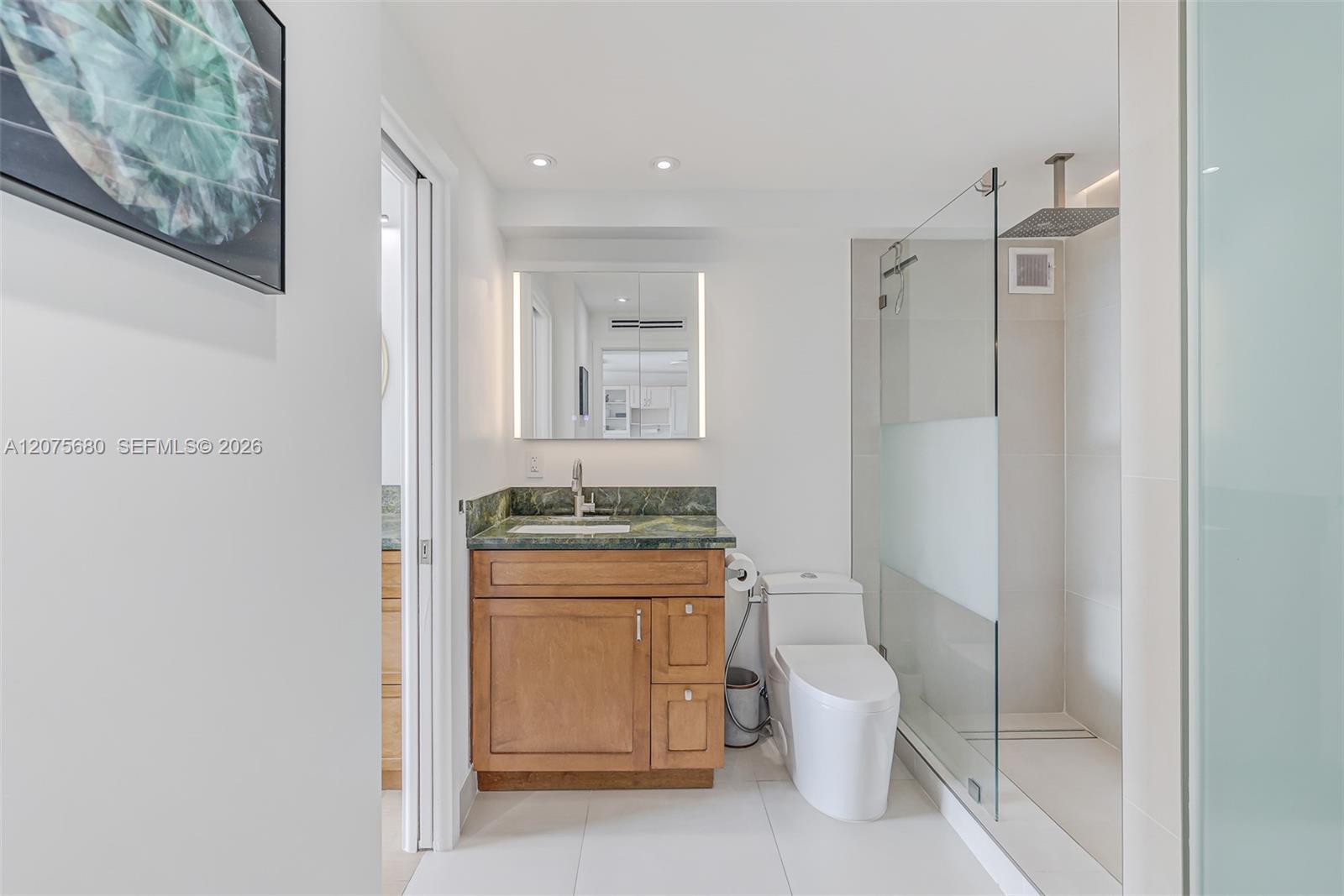 401 Ocean Drive 903 Property Photo 19
