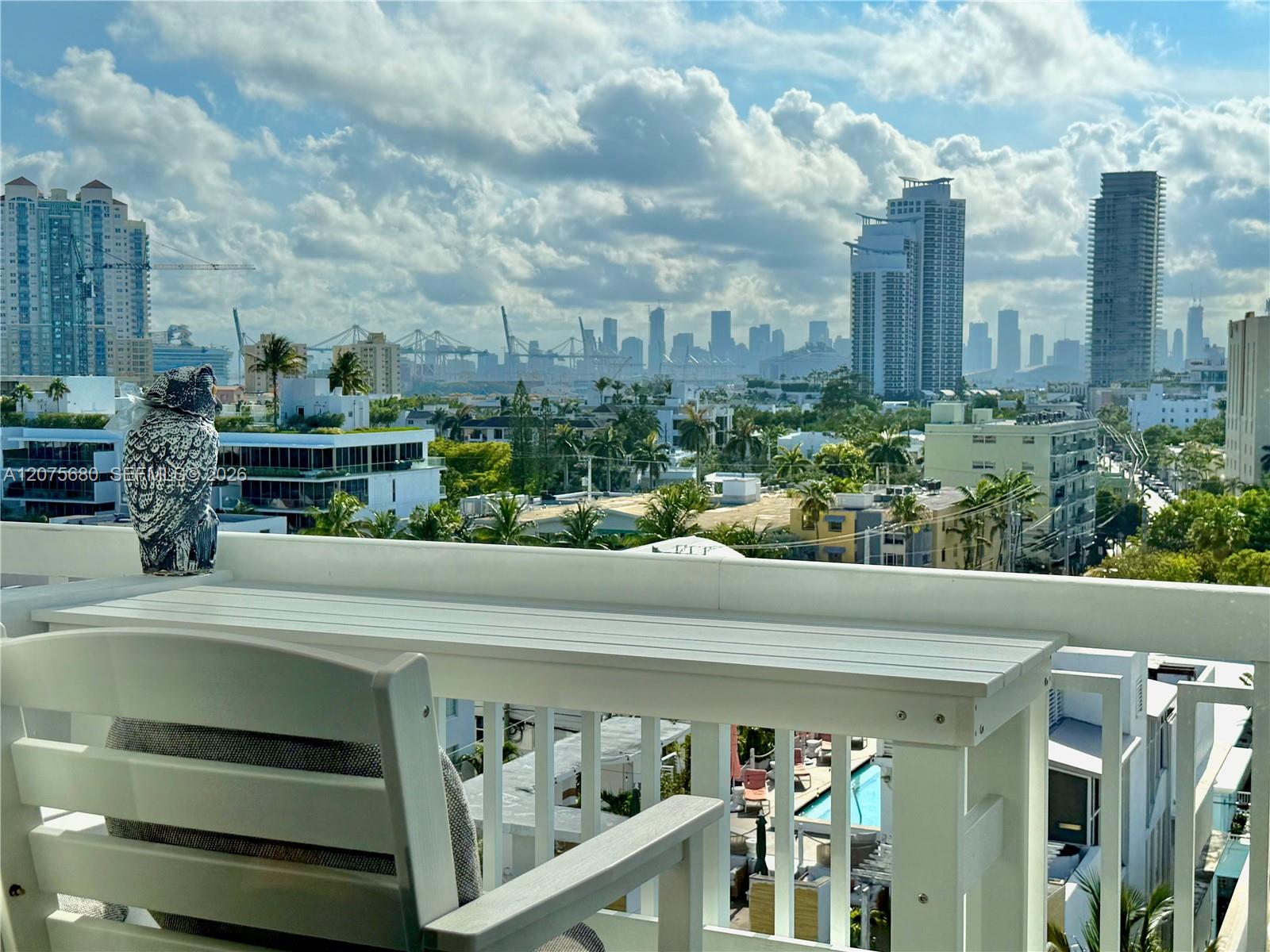 401 Ocean Drive 903 Property Photo 32