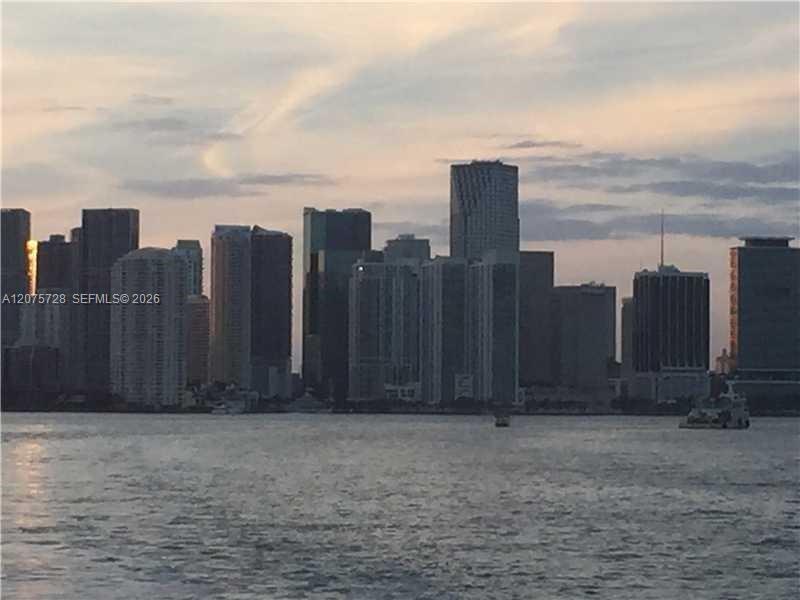 50 Biscayne Boulevard 4105 Property Photo 4