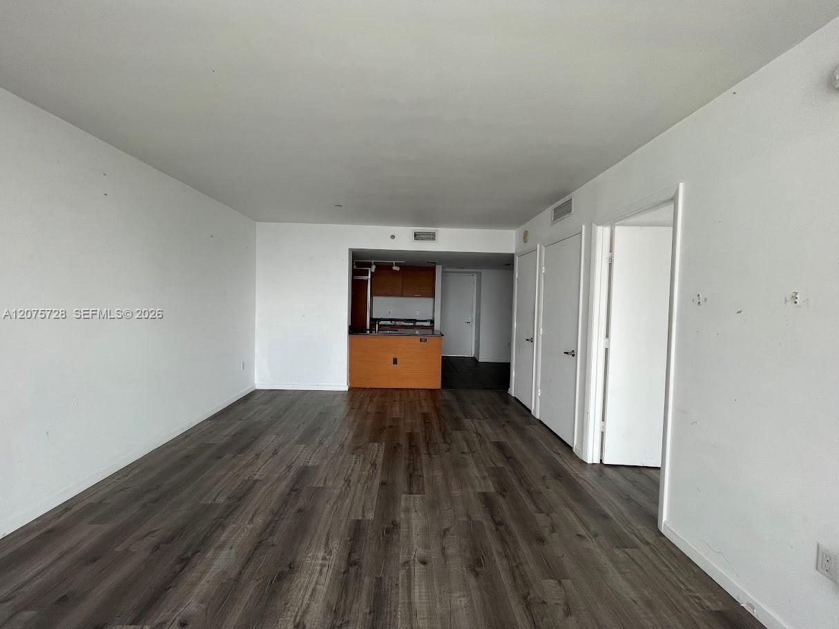 50 Biscayne Boulevard 4105 Property Photo 8