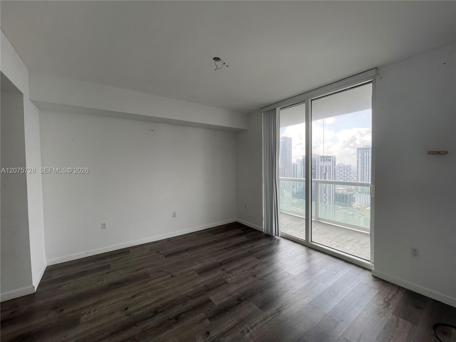 50 Biscayne Boulevard 4105 Property Photo 11