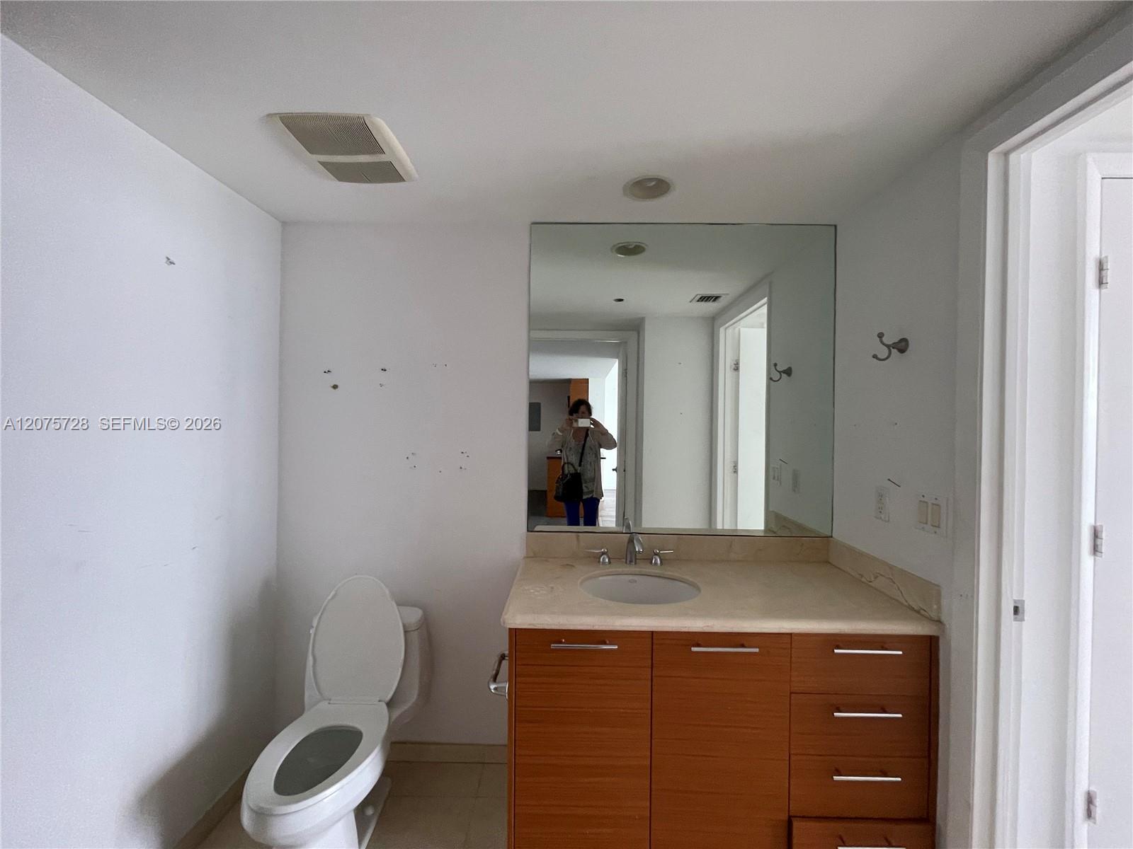 50 Biscayne Boulevard 4105 Property Photo 12