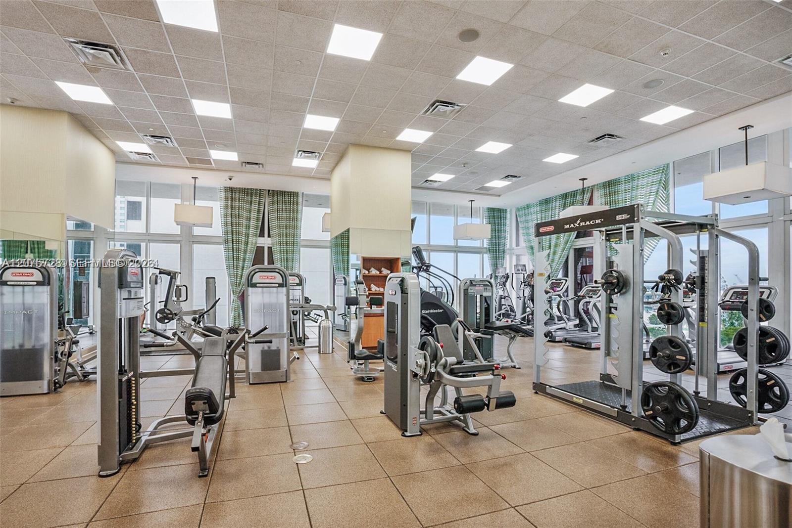 50 Biscayne Boulevard 4105 Property Photo 16